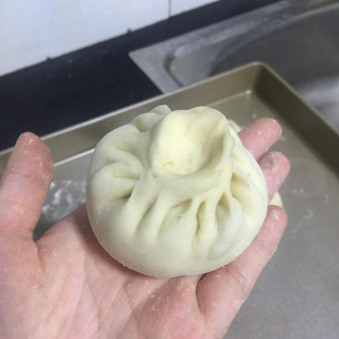 抹嘴的茄子馅包子，酱香味儿香掉眉毛-视频
