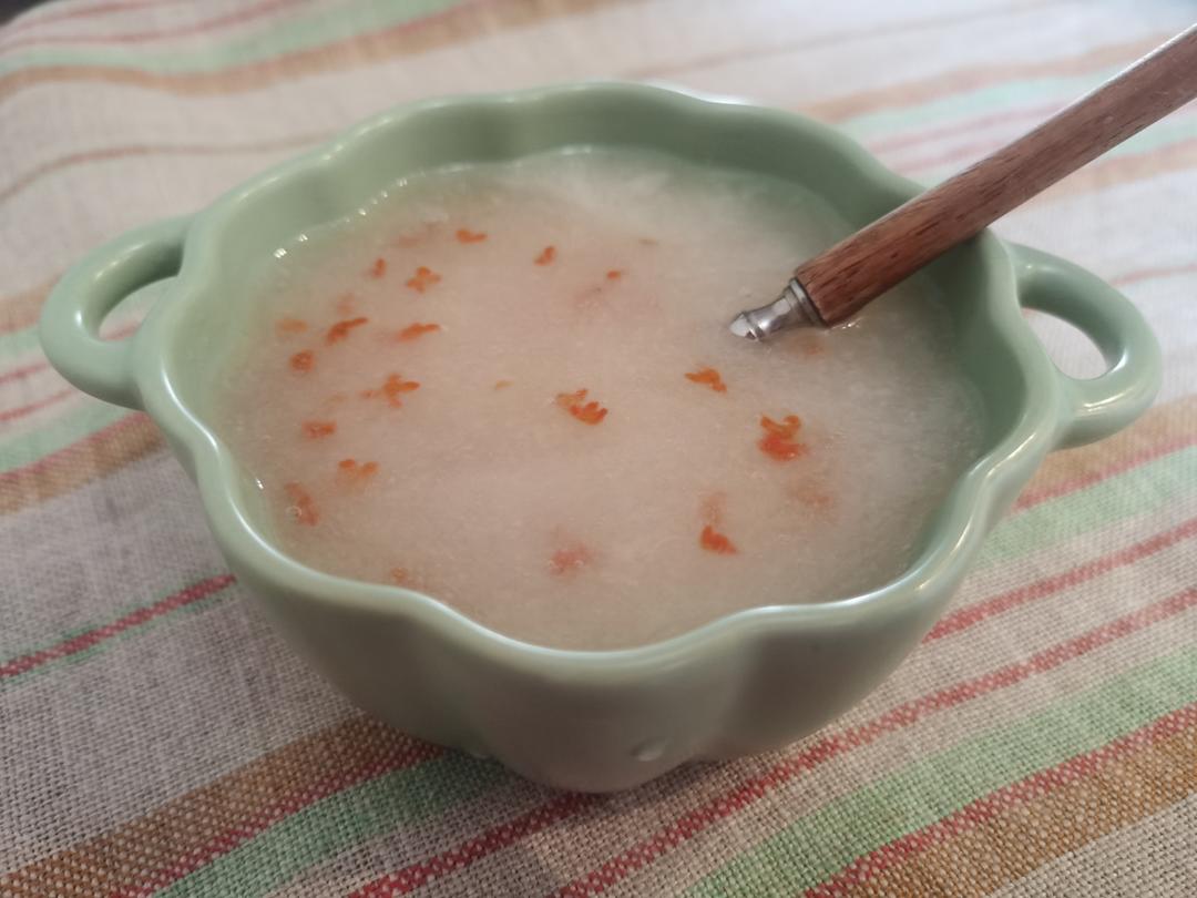 【银耳雪梨山药羹】冬季的第一杯润肺抗燥热饮