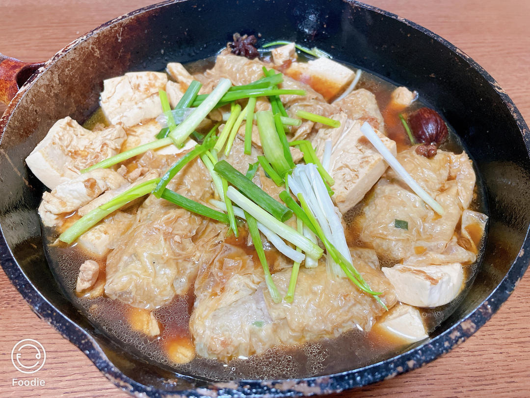 鸡腿豆腐煲