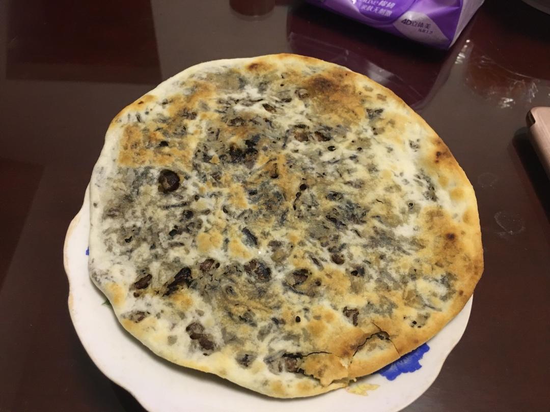 干香薄脆的梅干菜饼