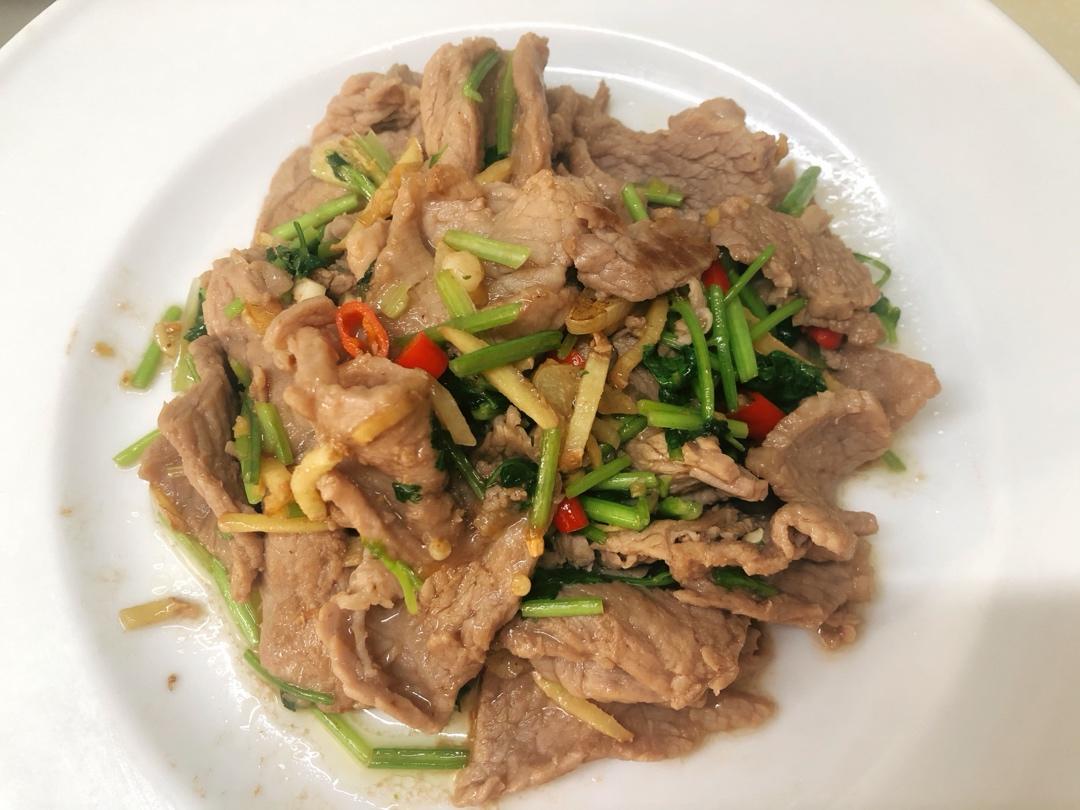 小炒牛肉（小白也可以做的超好吃！！）