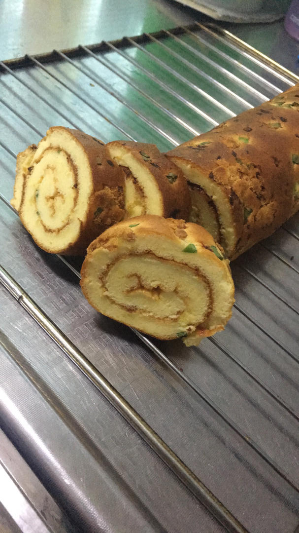 香葱肉松蛋糕卷