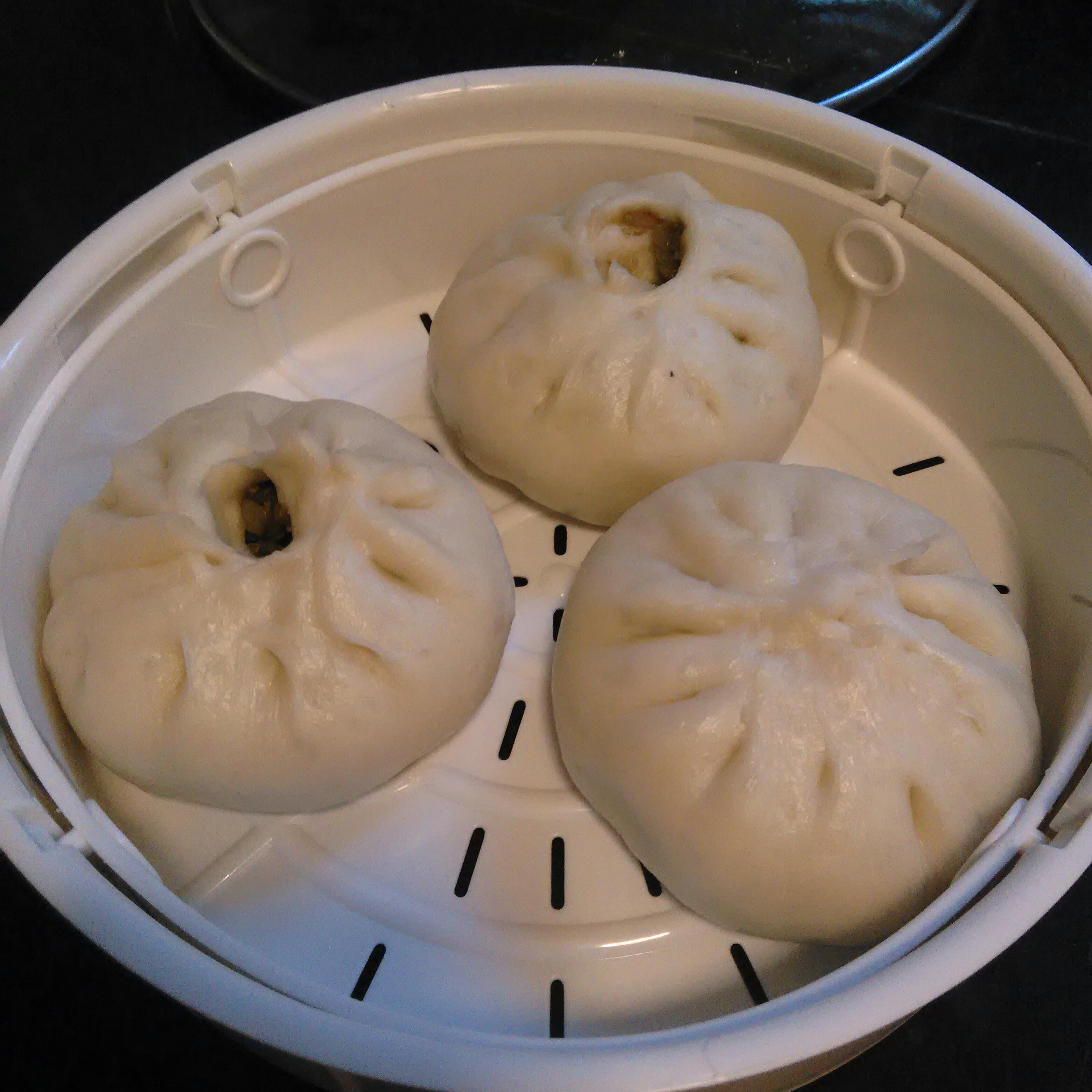 肉末豆角玉米面包子