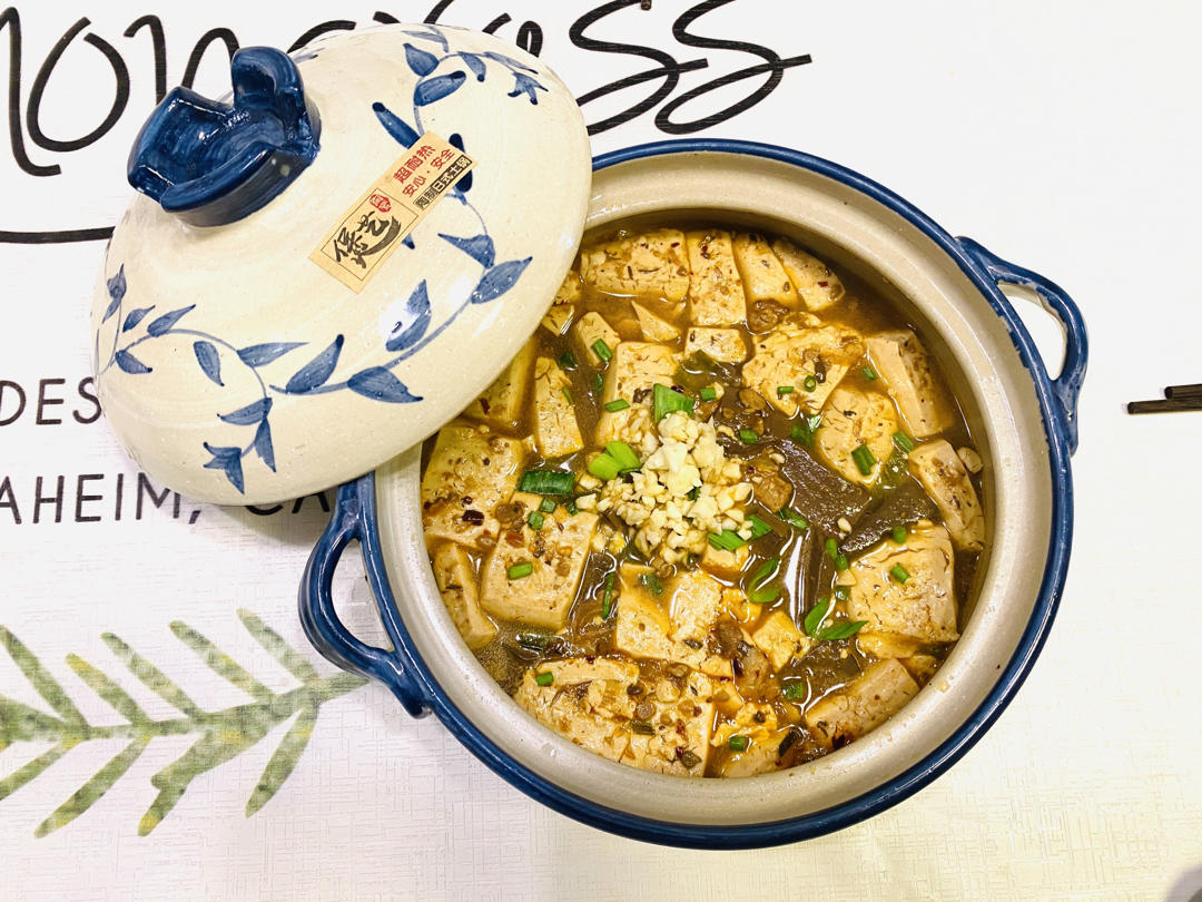 超级好吃的鸭血豆腐