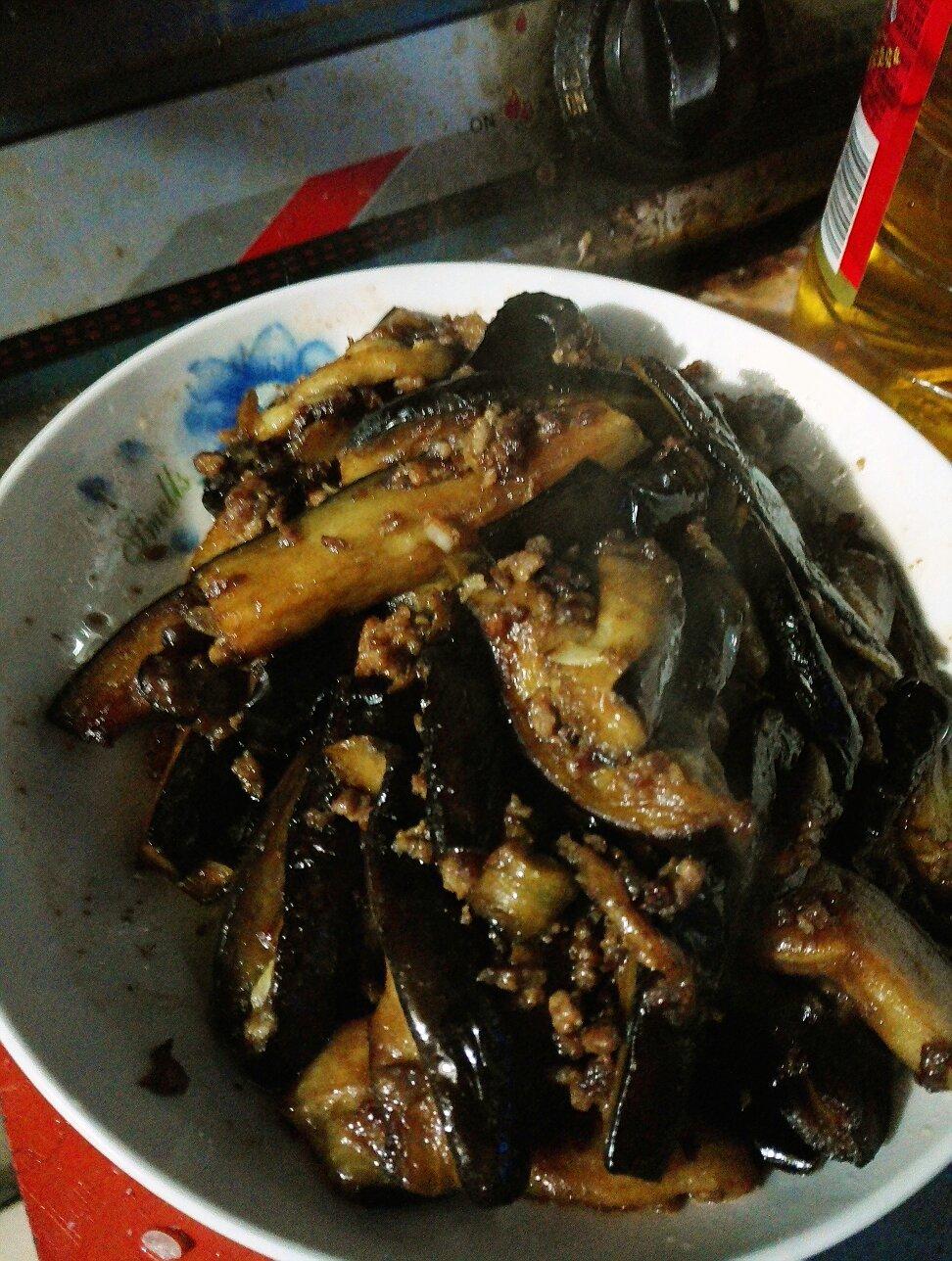 老丁的私房菜-油焖茄子