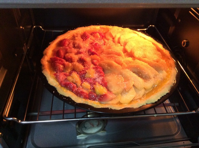 缤纷水果酥皮派