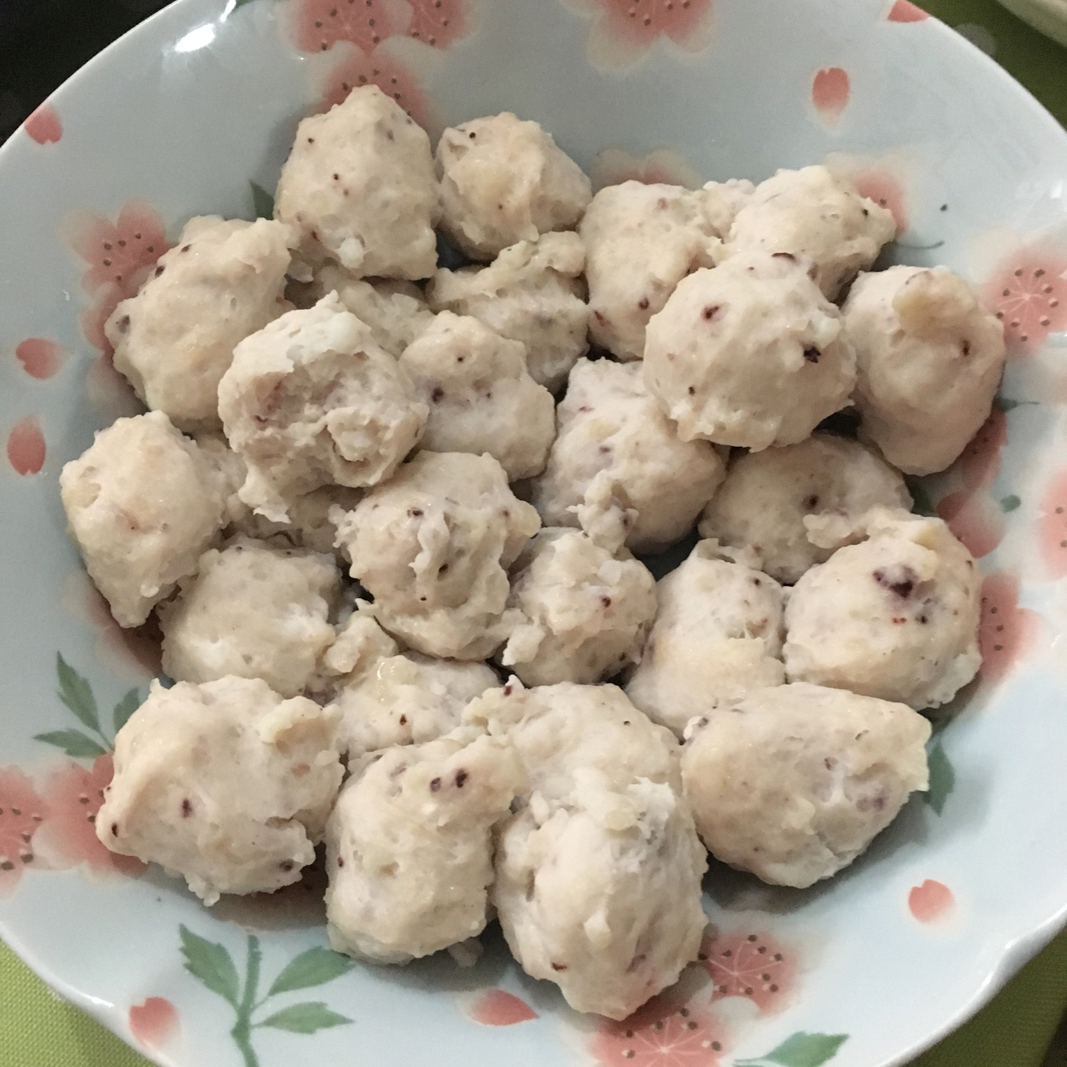 手打墨鱼丸