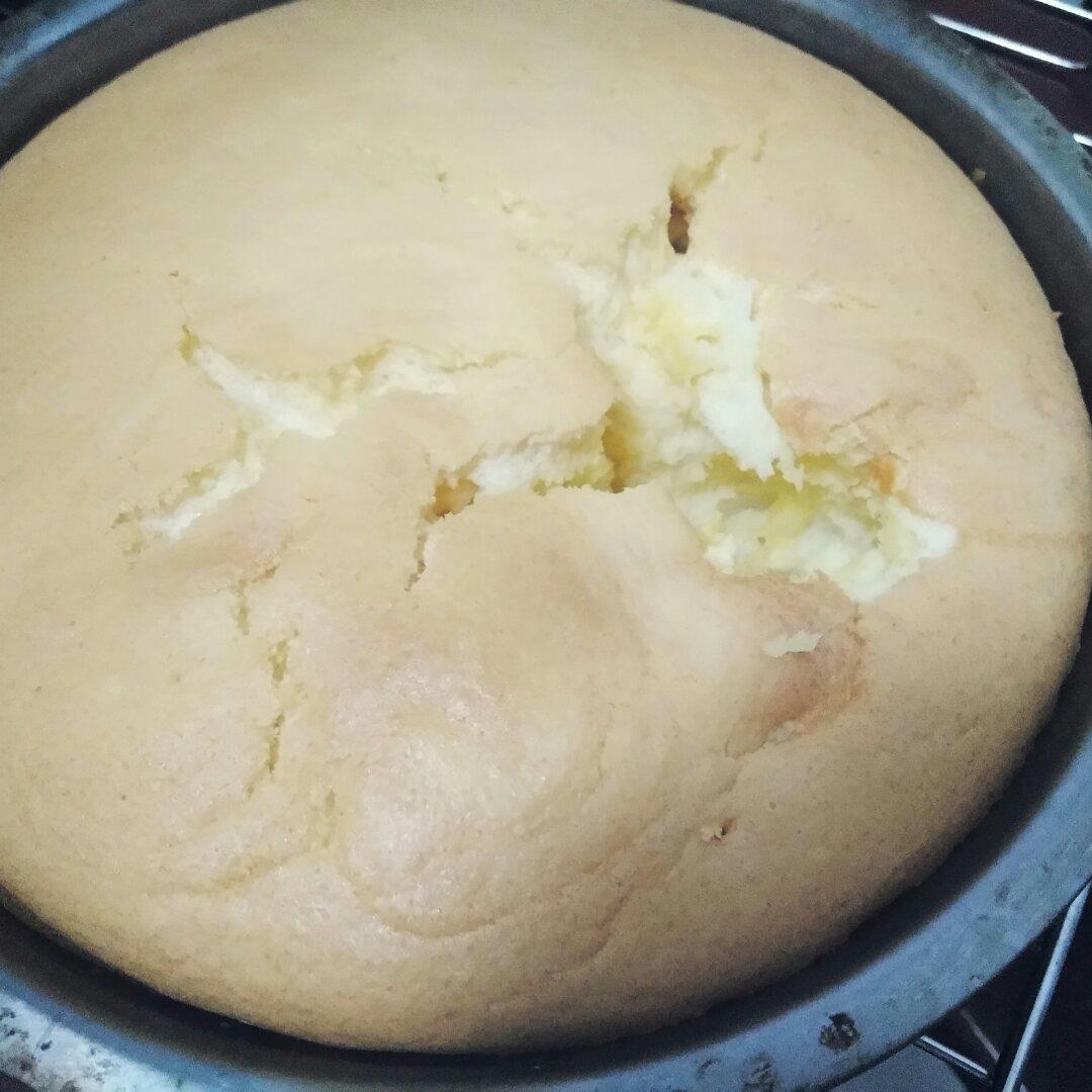 烤箱做蛋糕（戚风蛋糕的做法）