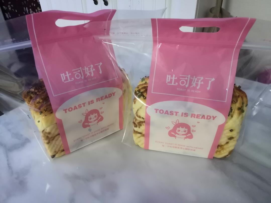 香葱肉松手撕吐司