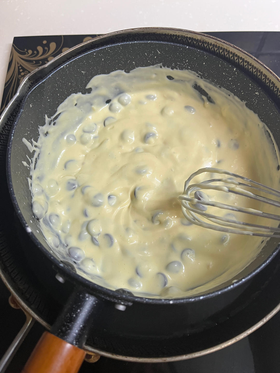 我的镇店之宝—巧克力熔岩蛋糕配方分享