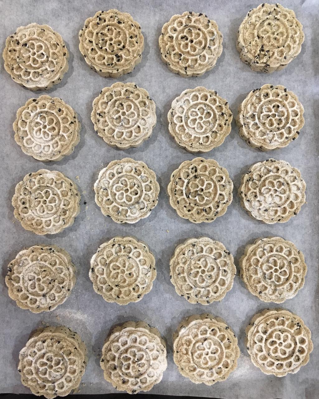 很爱吃东西的妞做的炒米饼