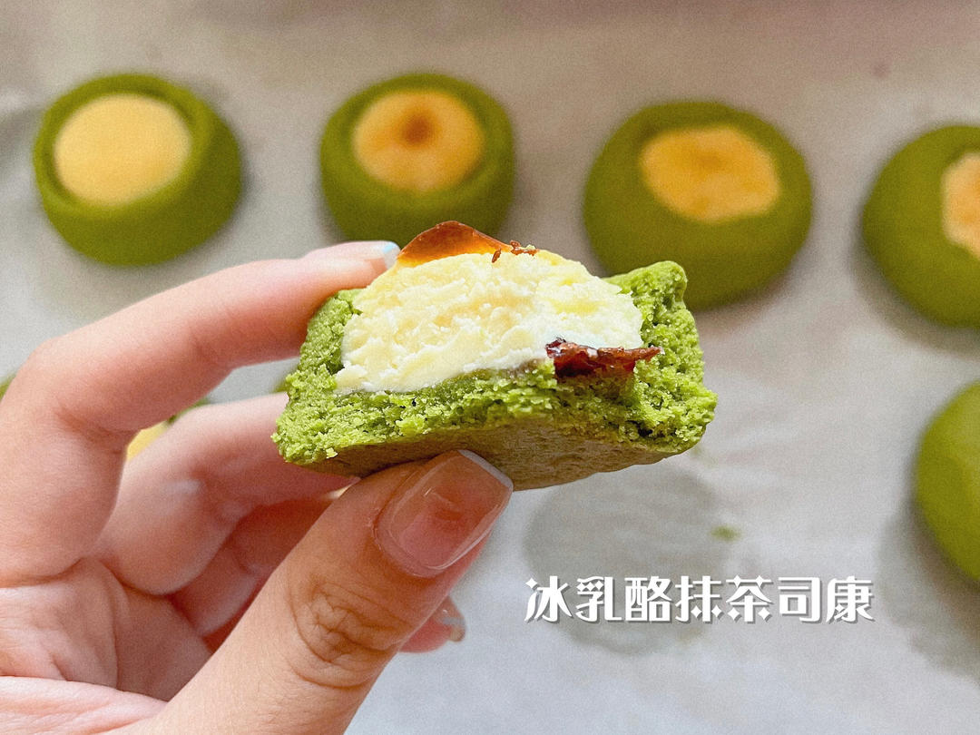 有手就能做～超火🔥『冰乳酪抹茶司康』