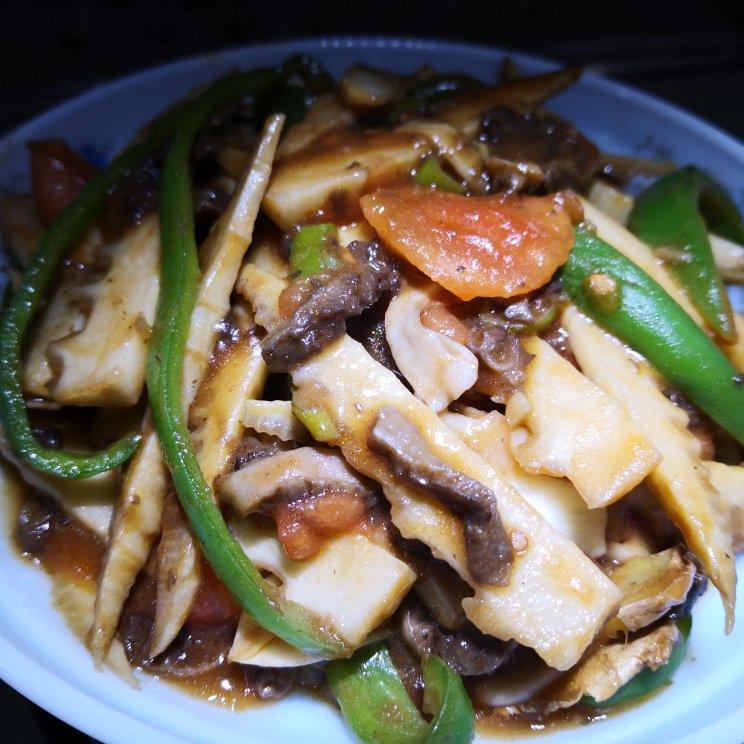 素炒羊肚菌