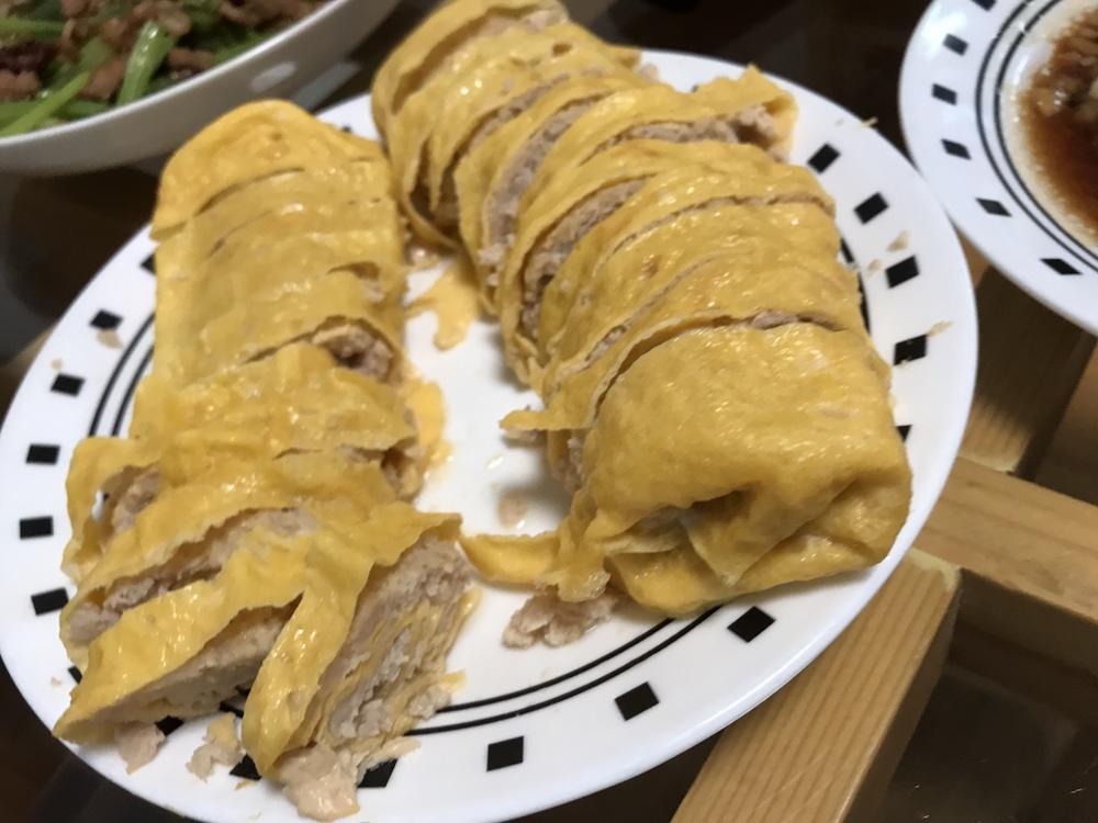 老爸的手艺---蒸肉蛋卷