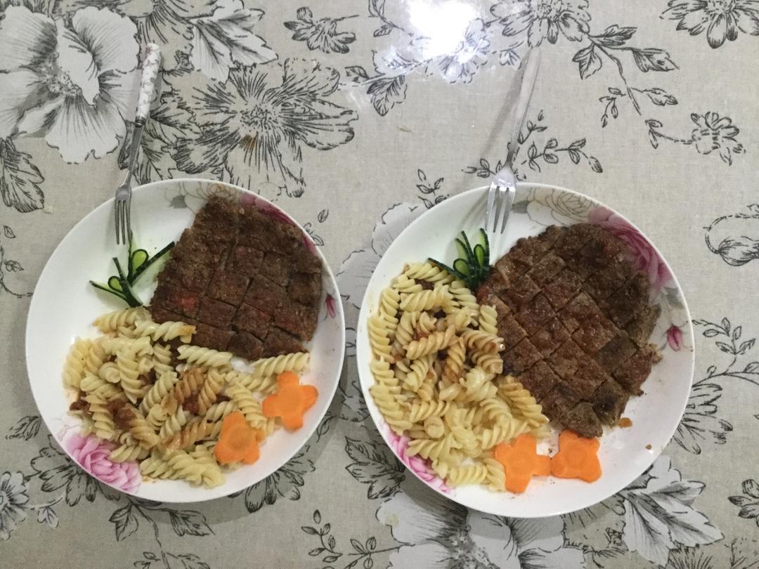 黑椒牛排