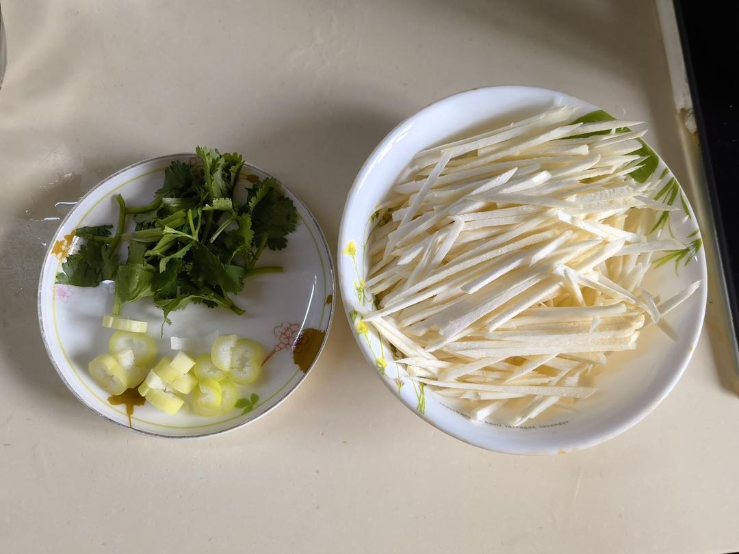 5分钟夏日减脂茭白汤，天然控糖＋水肿克星