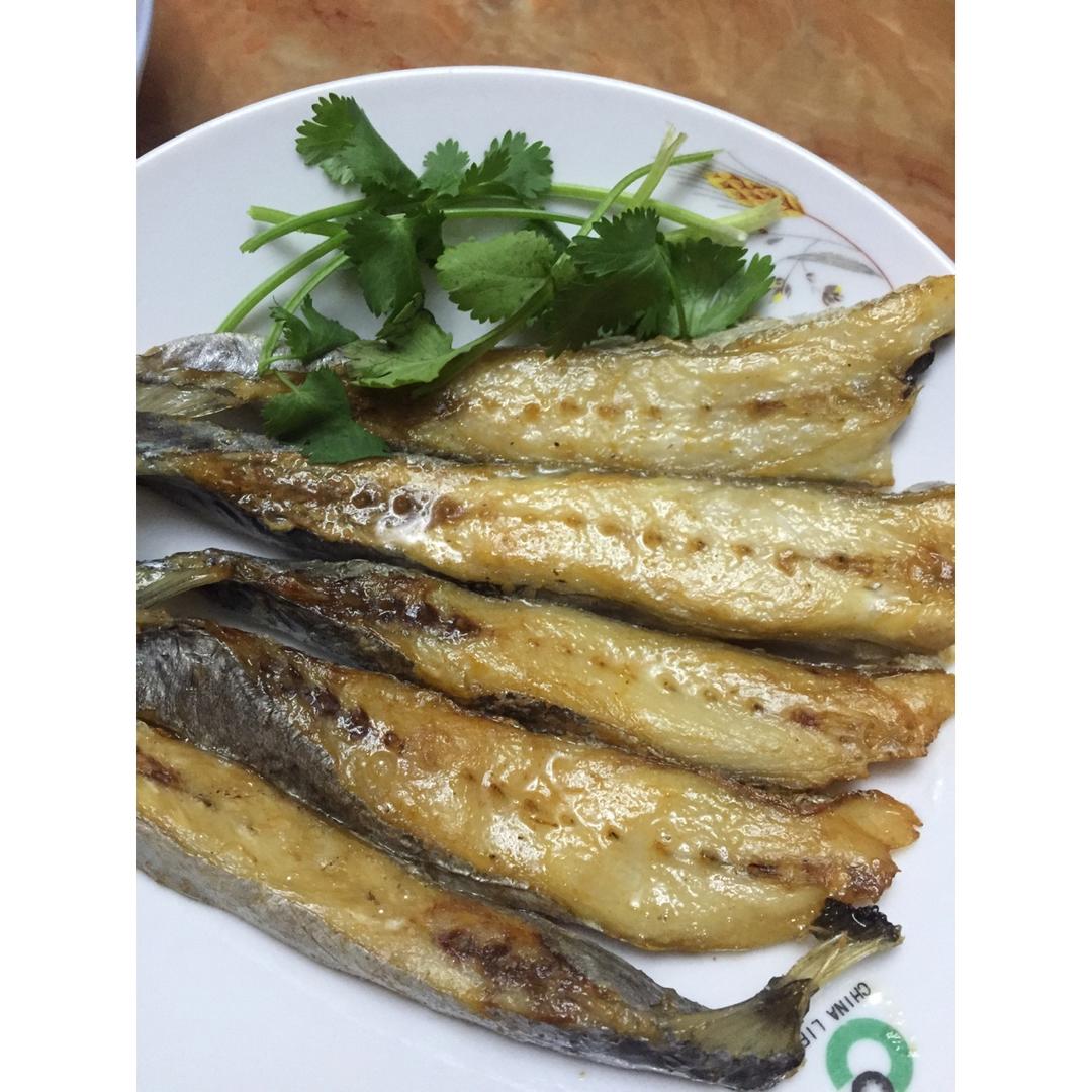 小妮妮的妈咪做的蒸咸鱼