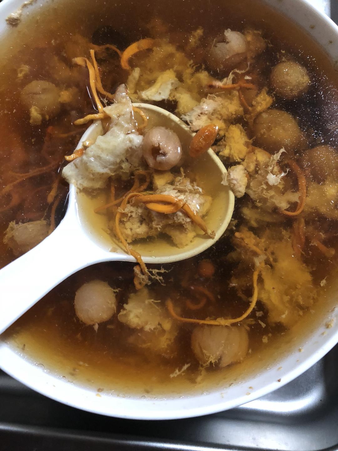 花胶虫草花汤的做法