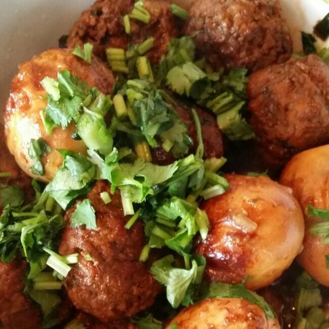 红烧香菜藕丁肉丸配虎皮酱蛋