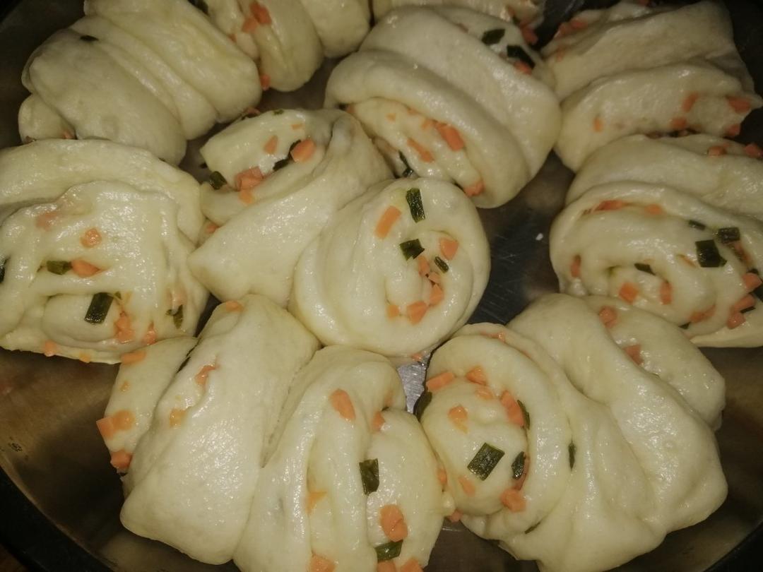 云朵般松软爆浆蜜汁叉烧包