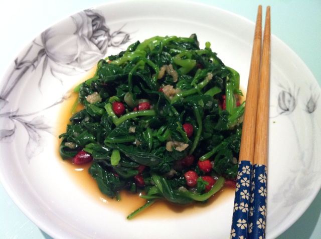 凉拌花生米菠菜