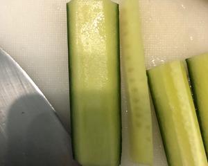 腌青瓜的做法 步骤2