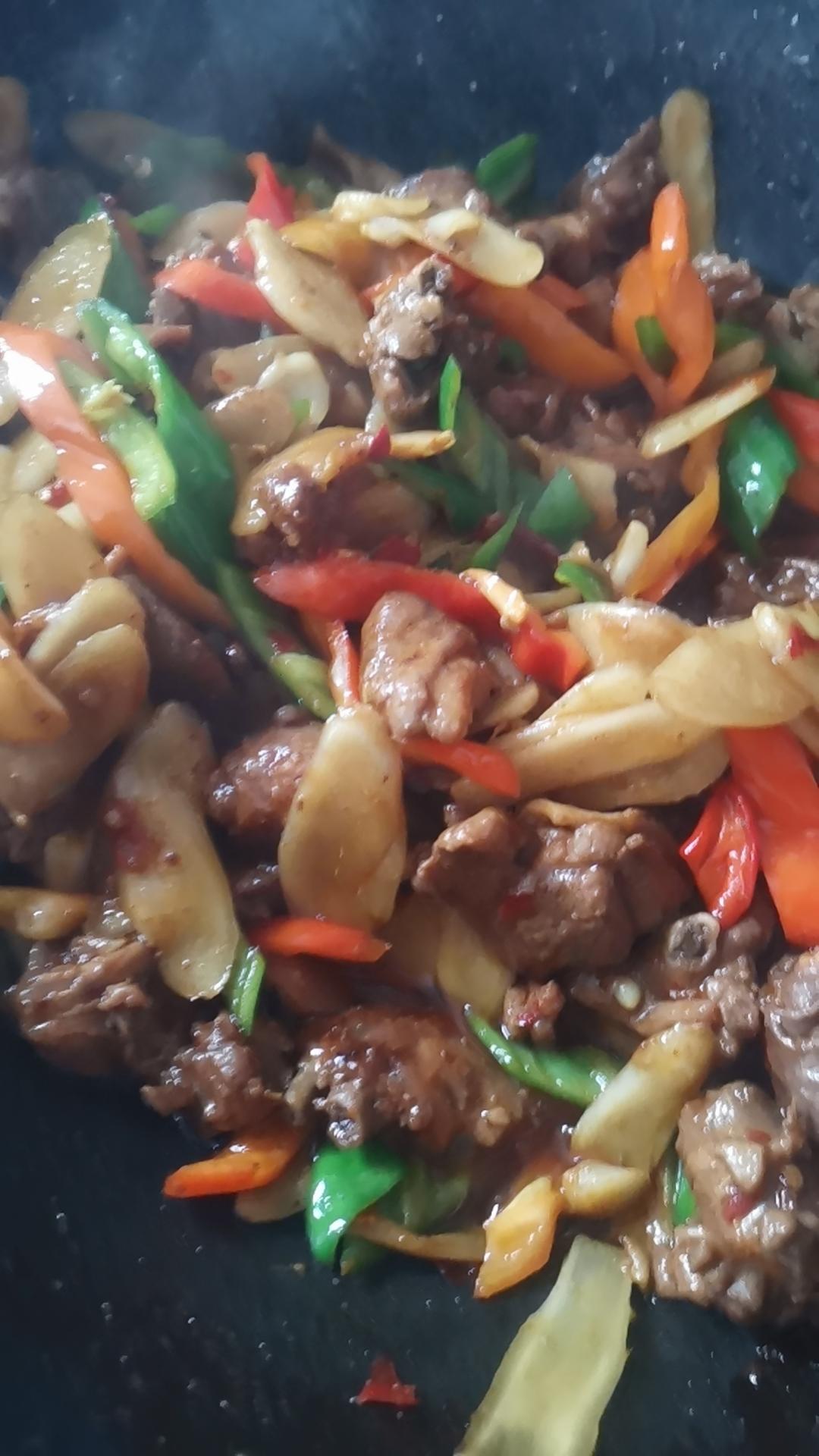 姜爆鸭子（子姜炒鸭子）