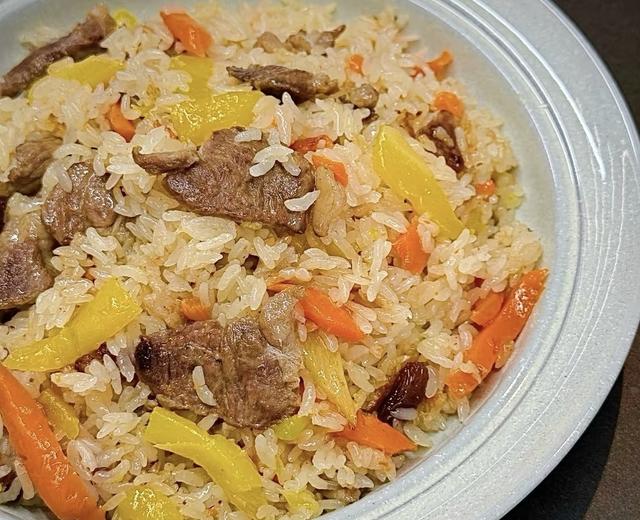 羊肉抓饭 羊肉抓饭