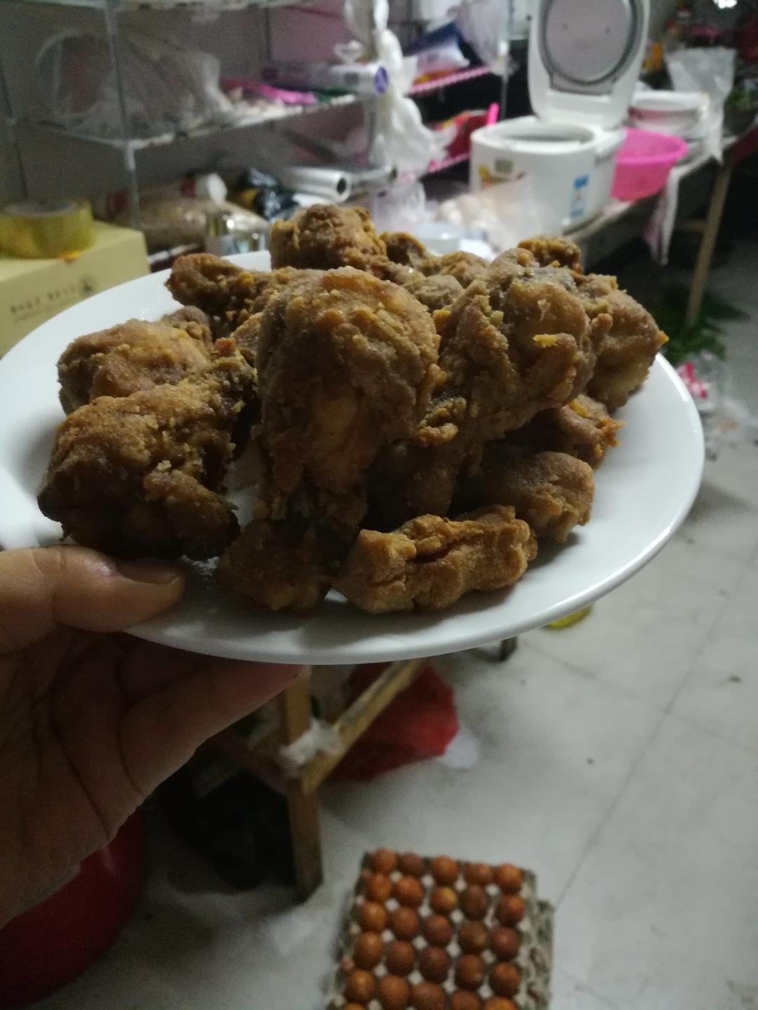 面包糠炸鸡腿（可以和肯德基相媲美的炸鸡腿）