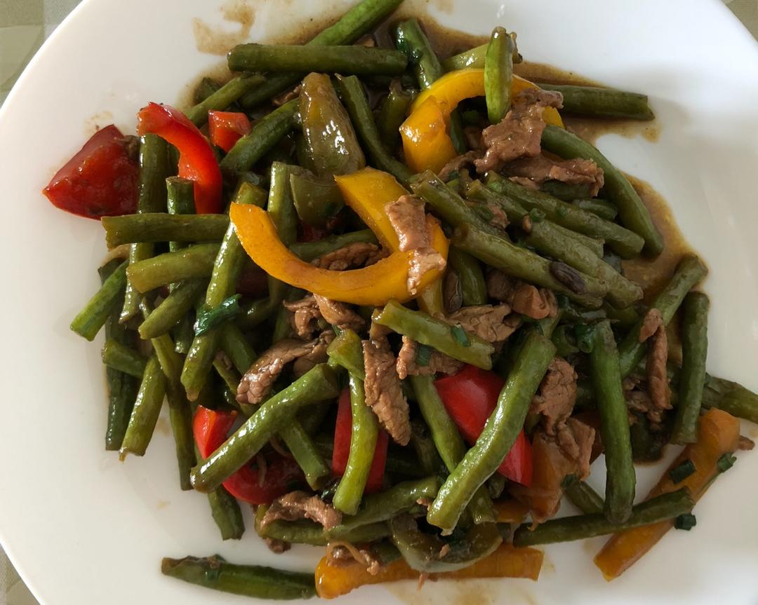 长豆角彩椒炒肉丝的做法