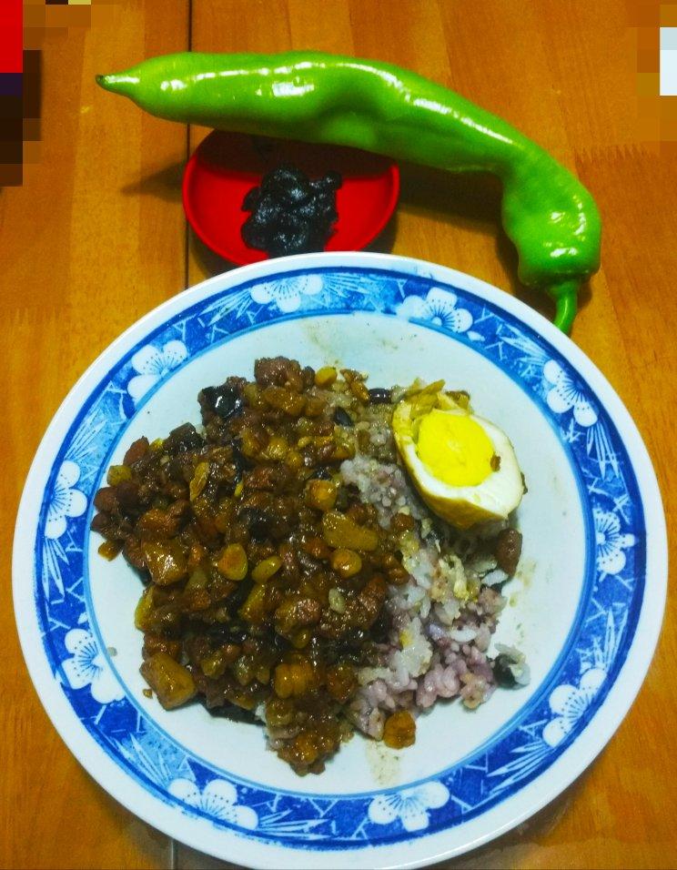 台式卤肉饭