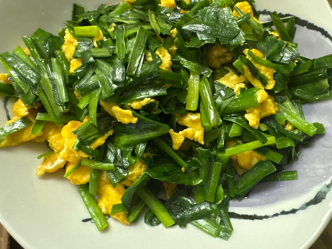 韭菜炒鸡蛋——三分钟快手下饭菜 掌握火候的秘诀