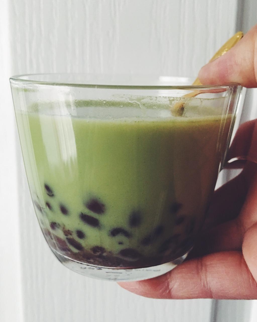 抹茶蜜红豆奶饮