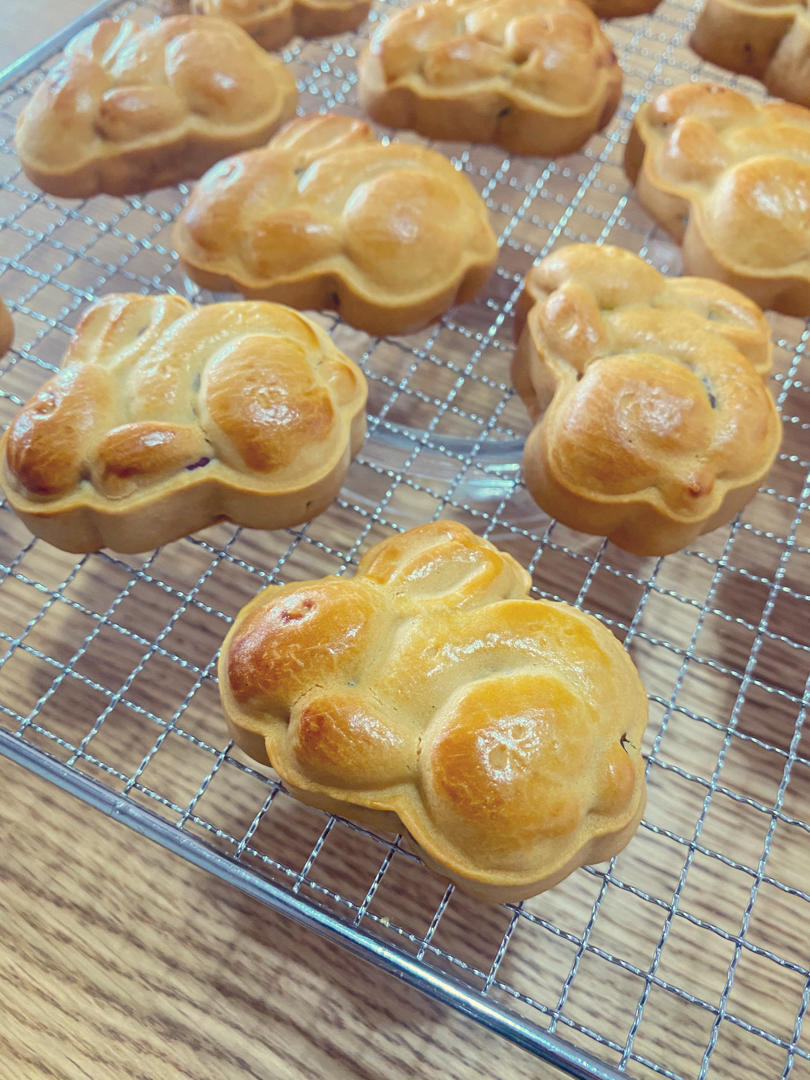 广式月饼—蛋黄莲蓉月饼