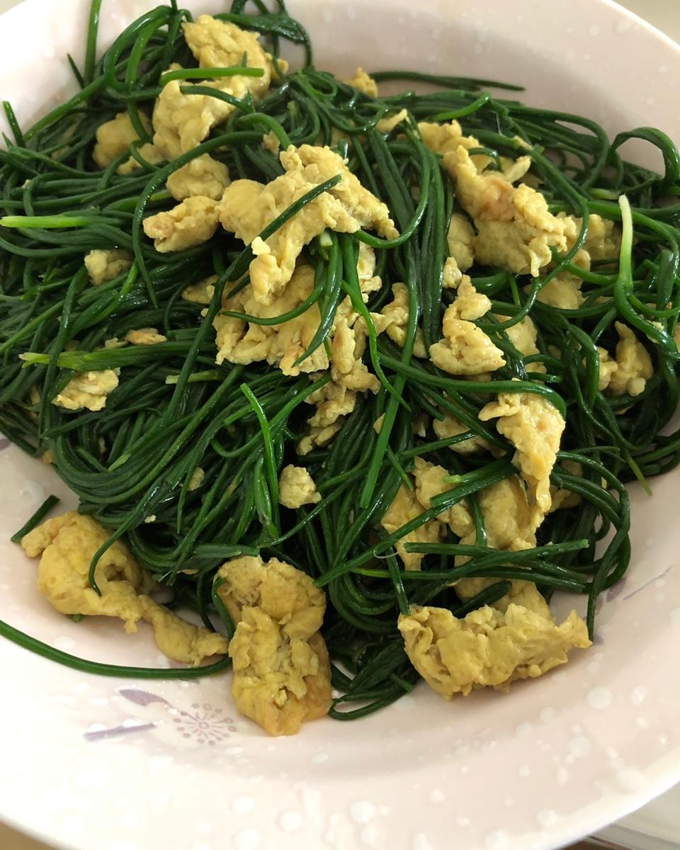 沙葱炒鸡蛋