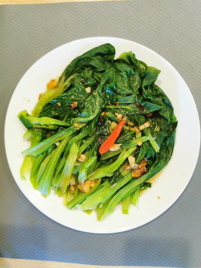 蚝油芥蓝，改刀后的比不改刀好吃百倍