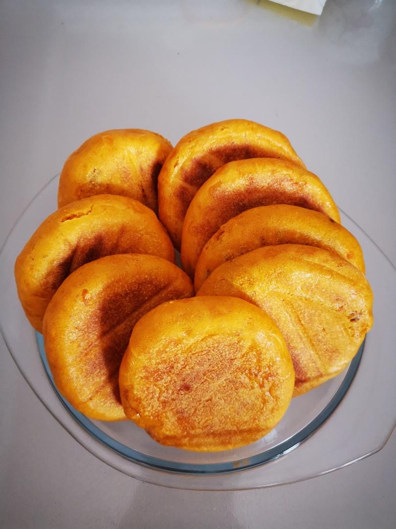 堂妈小厨——发面南瓜饼