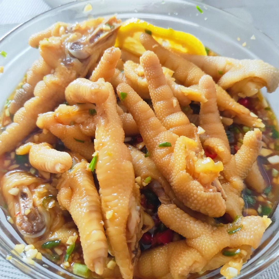 绝对不会后悔的酸辣鸡爪