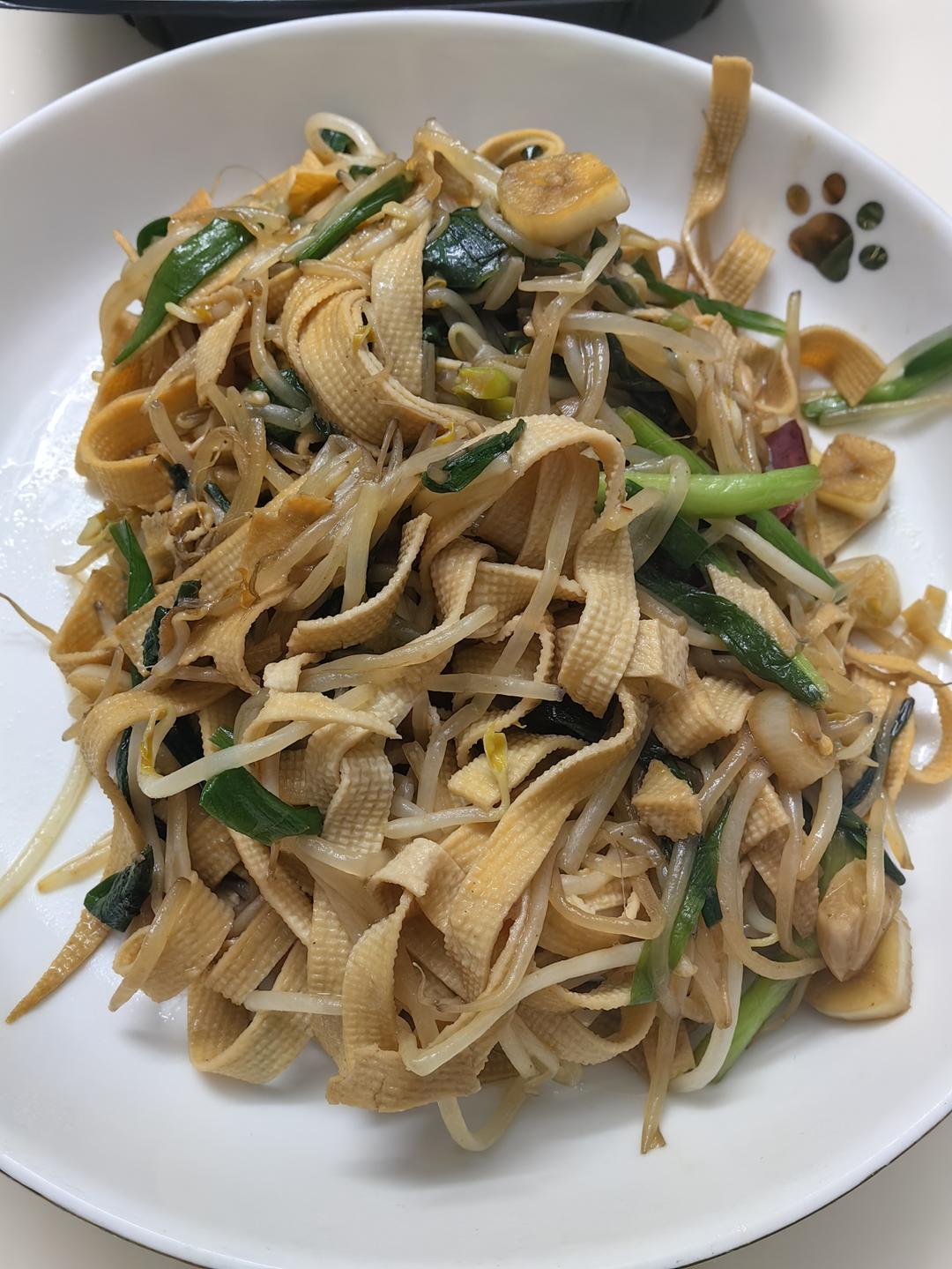 素炒干豆腐豆芽韭菜