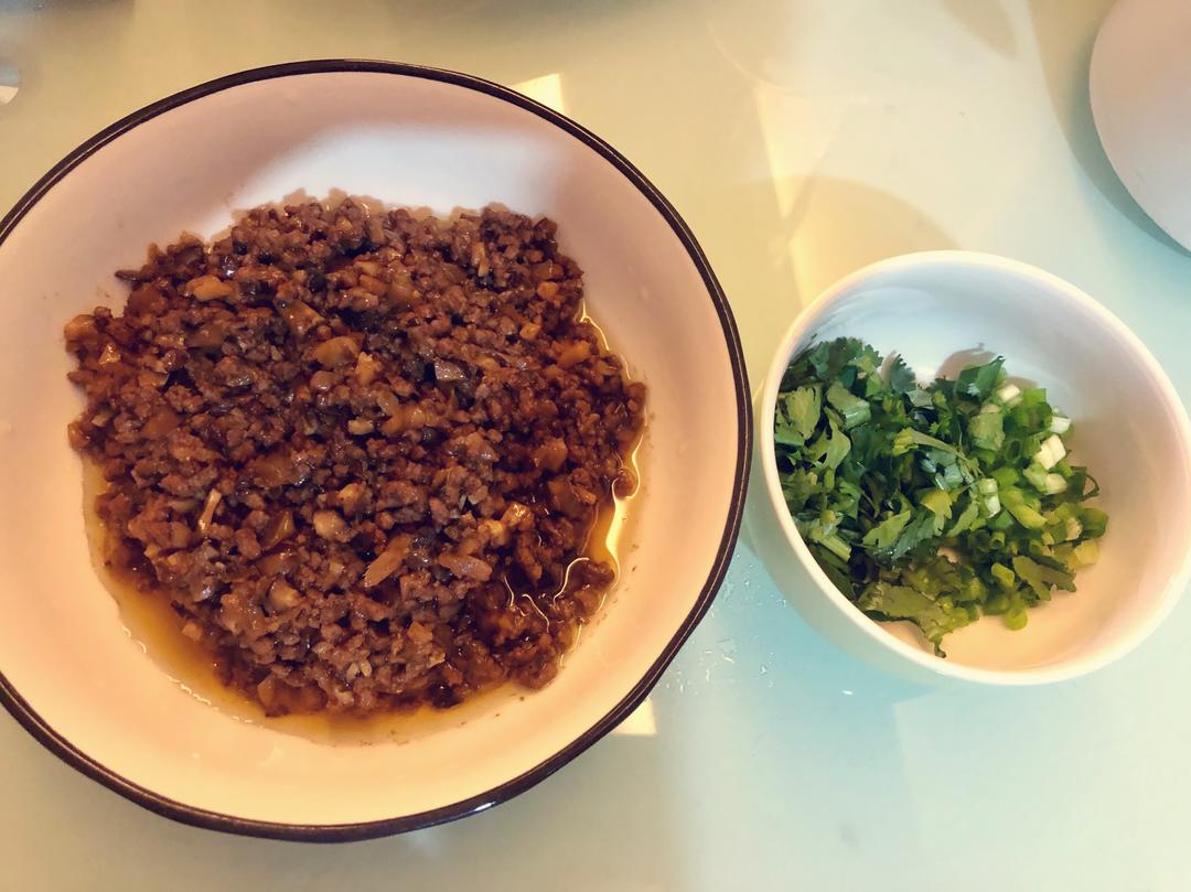 牛肉拌饭，一次可以干两三碗！的做法