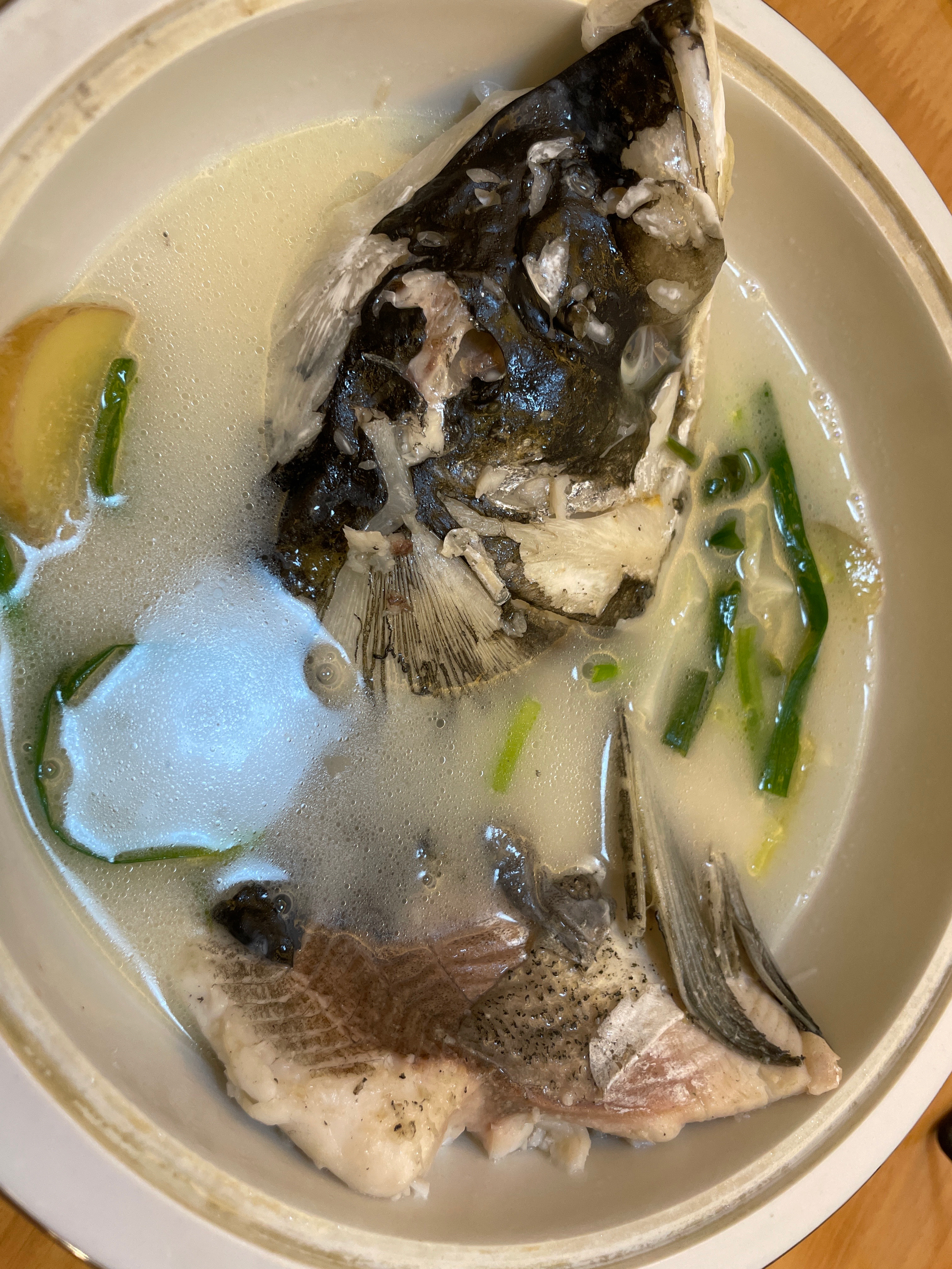 砂锅鱼头炖豆腐