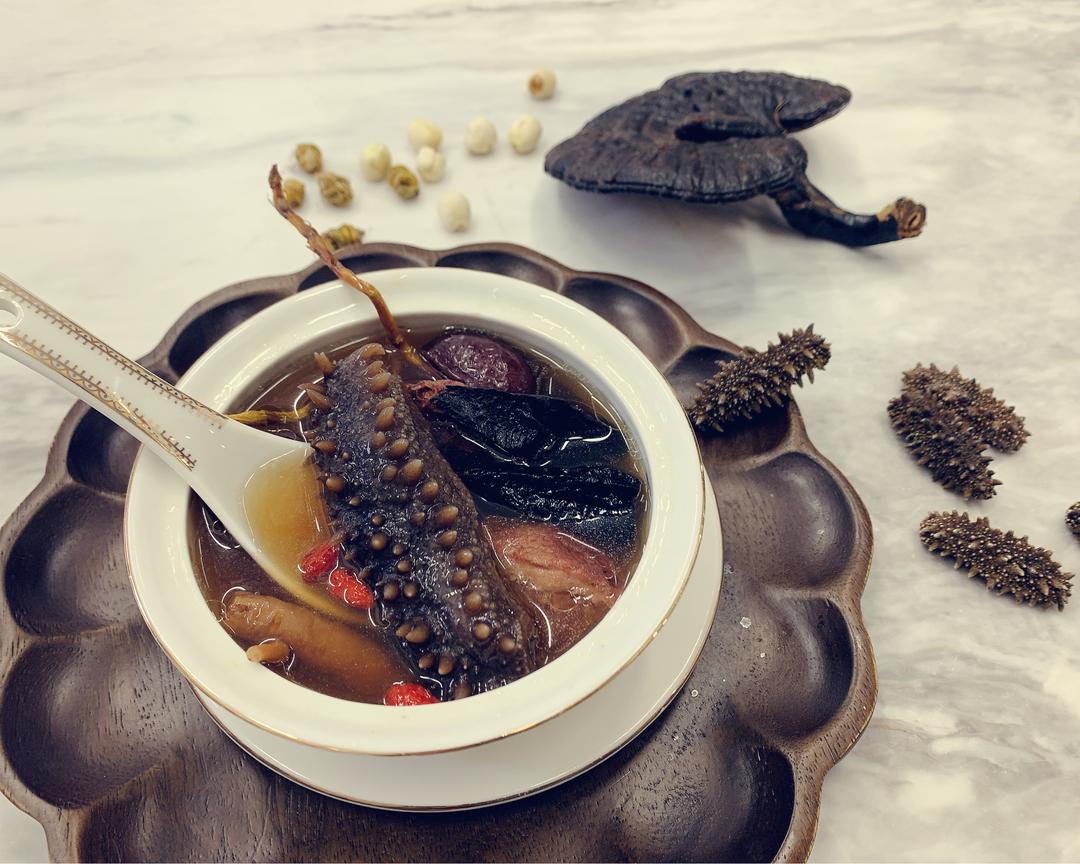 灵芝石斛海参炖水鸭的做法