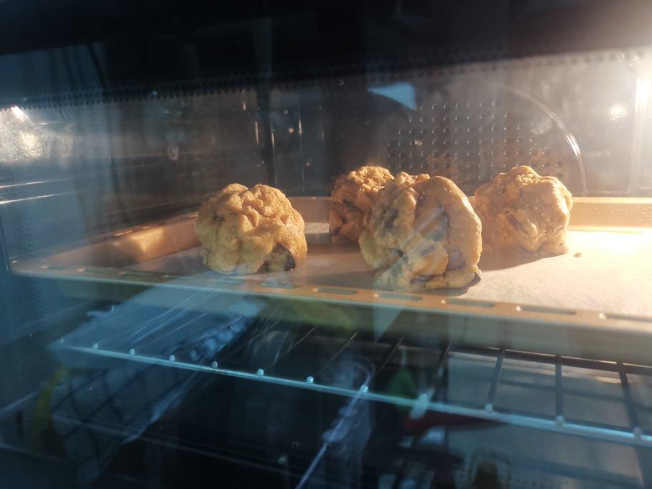 坊间传说纽约最好吃的巧克力曲奇饼Chocolate Chip Cookies at Levain Bakery