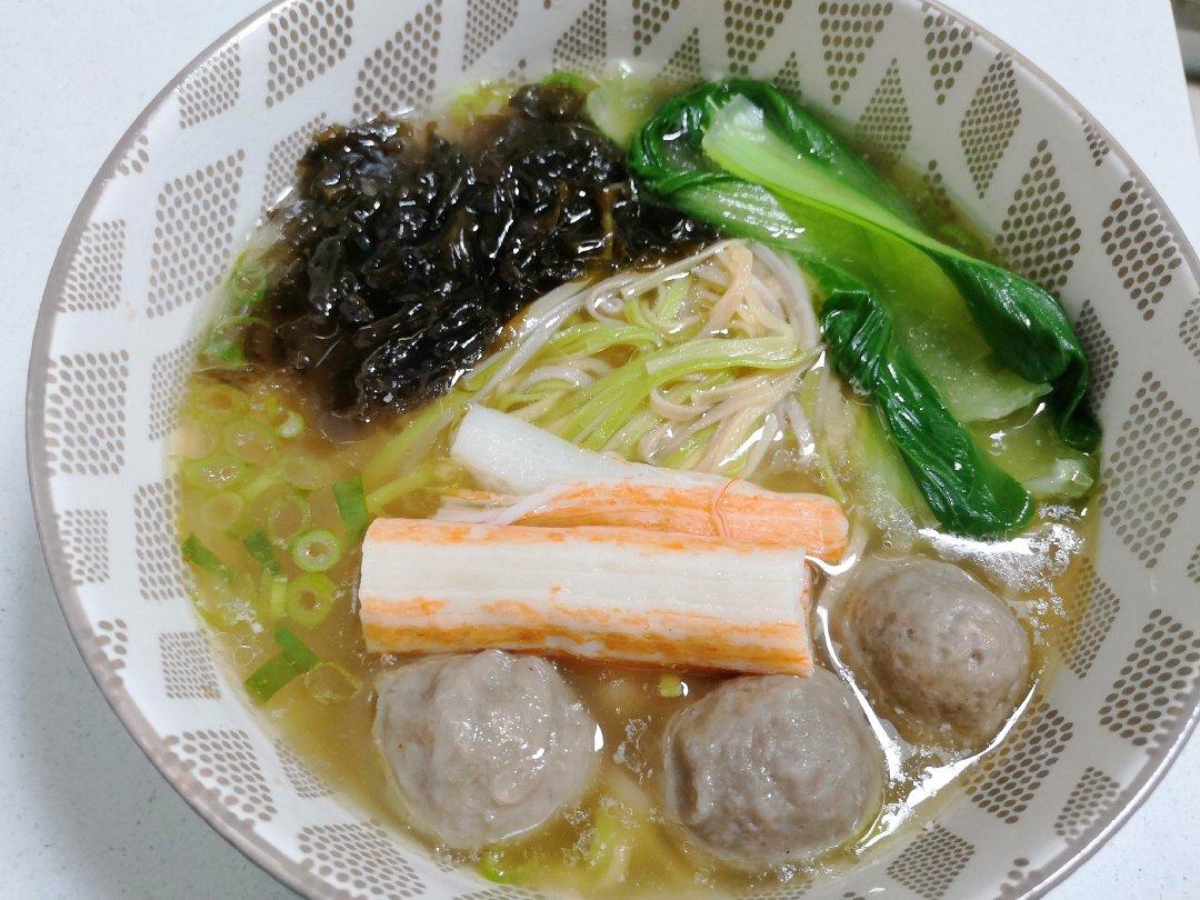 十分钟搞定的热汤面