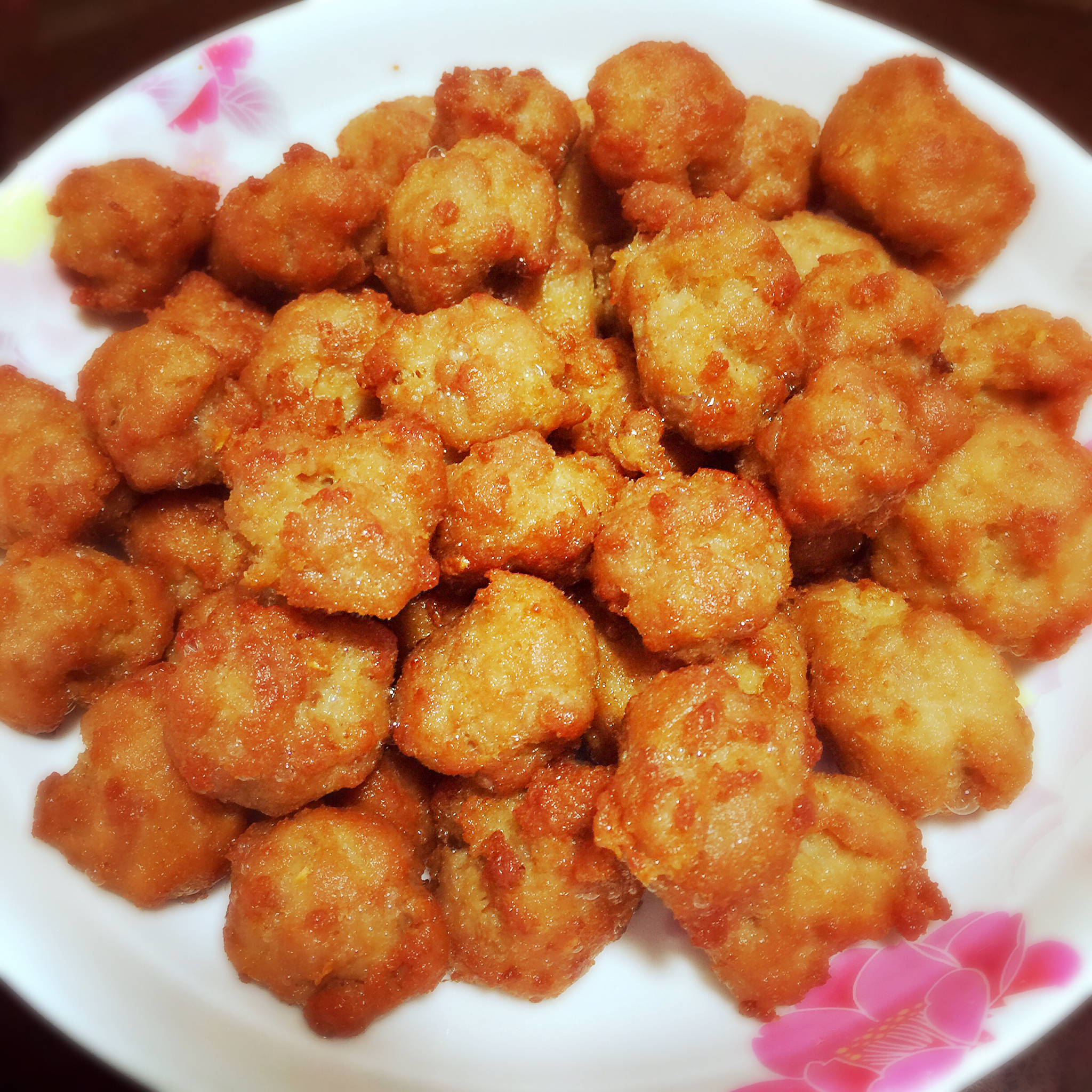 酥炸肉丸子