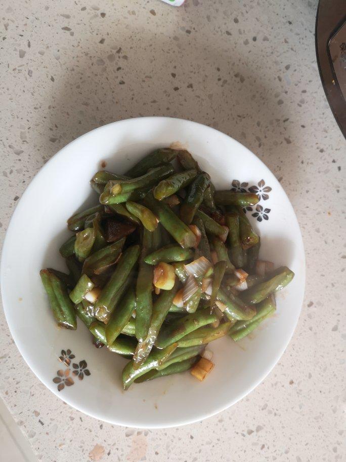 超级好吃的下饭菜，素炒蒜香豆角丝！超下饭