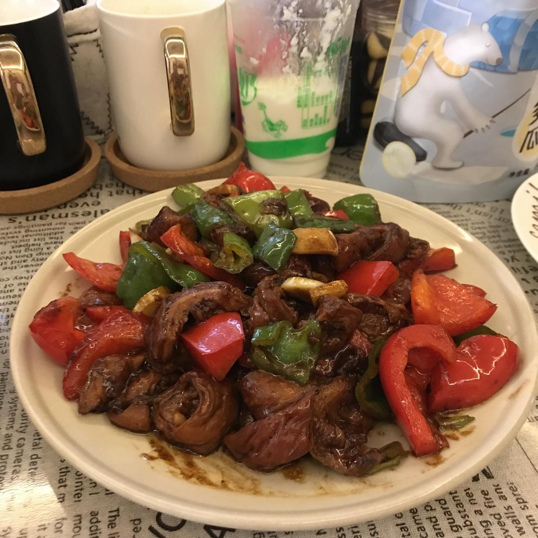 醋溜洋葱肥肠