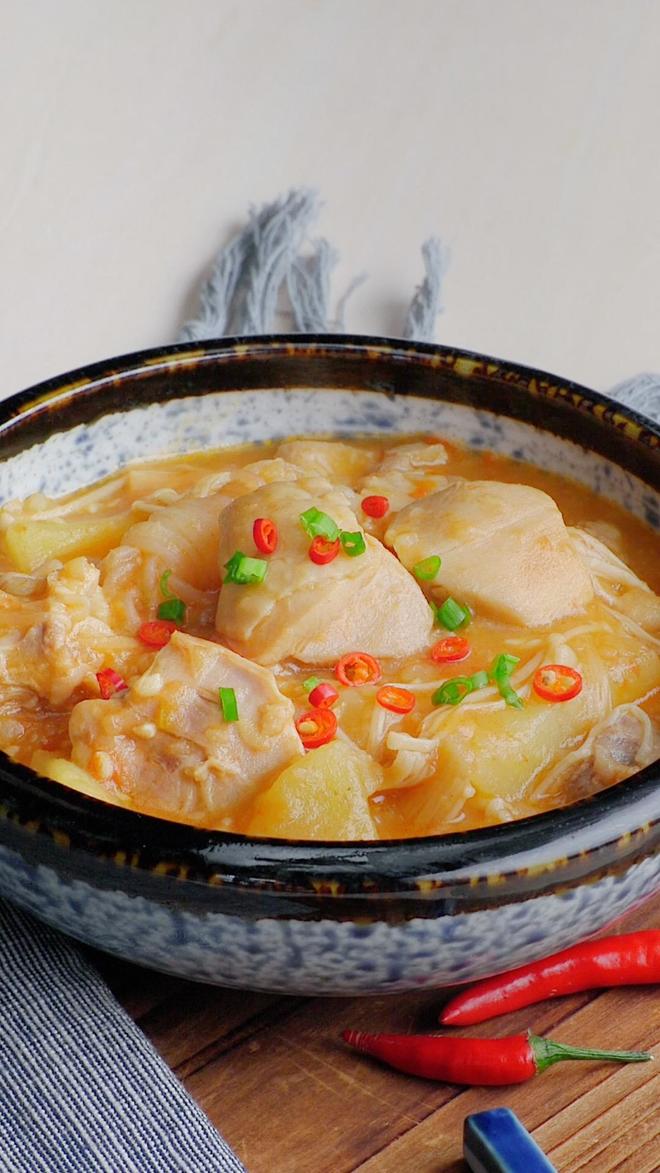 电饭锅版油焖鸡的做法