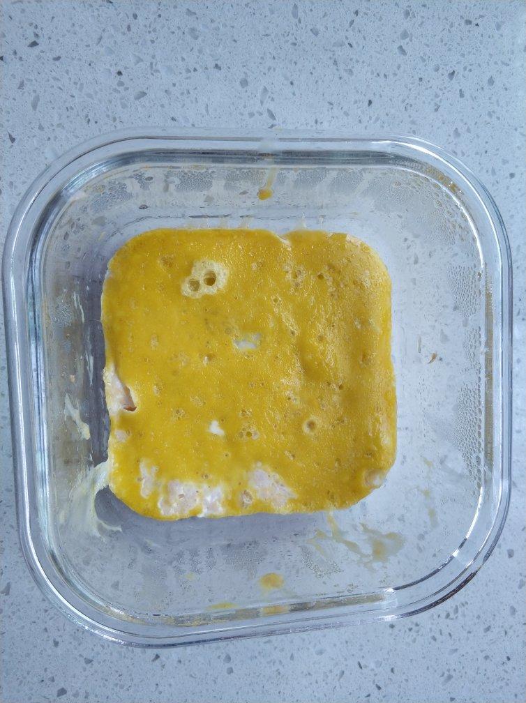 宝宝10个月辅食：妈妈都觉得好吃的虾仁蒸糕