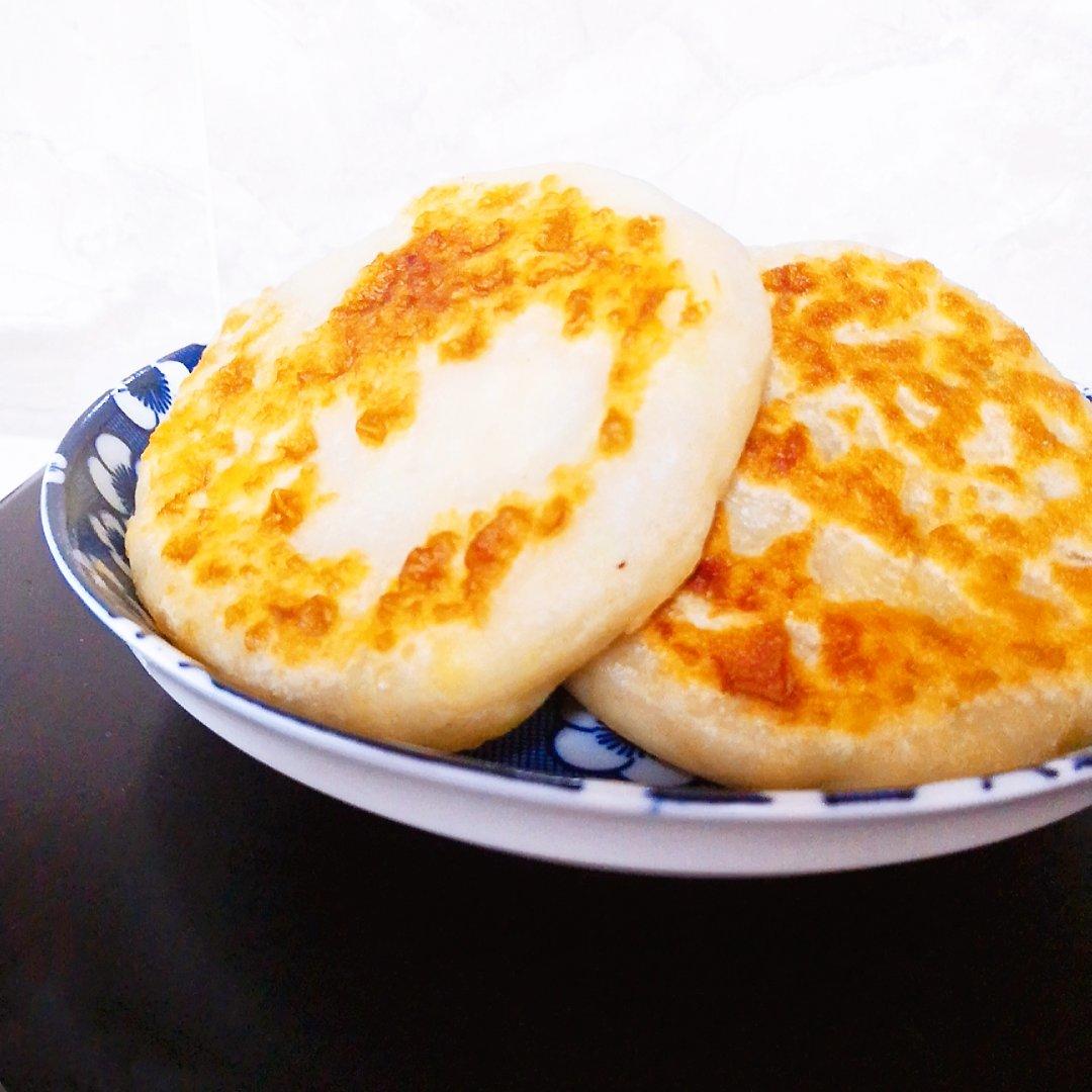 会连续吃八个的萝卜馅饼